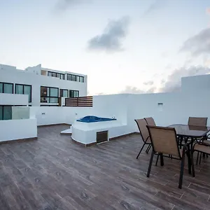  Apartment Paraiso Magico Suites Mexico